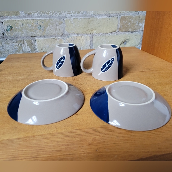 Handmade Ceramic Leaf Expresso Mugs with Saucers Set of 2 - Picture 5 of 6